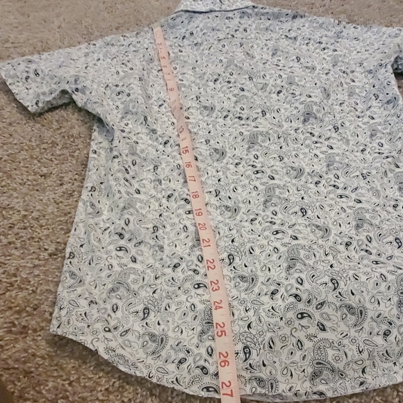 Short sleeve button down - Picture 5 of 7
